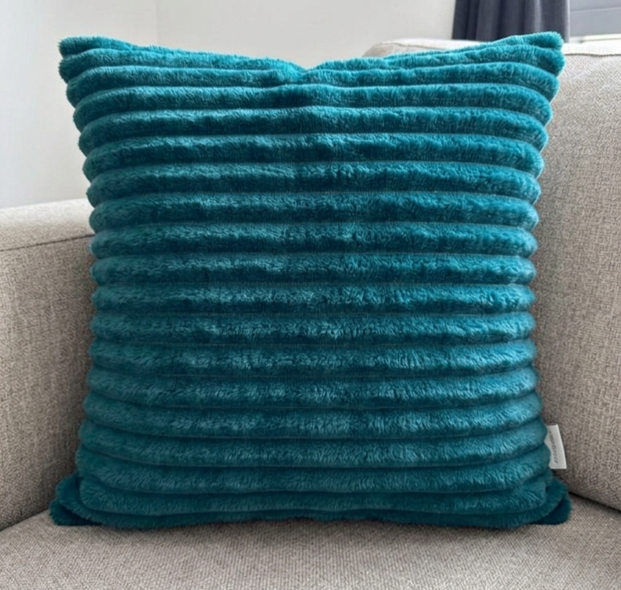 Pack of 2 pack lining frill decorative cushion ( tail )