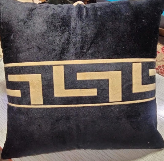 Pack of 2 pack velvet decorative lazer cushion black & gold