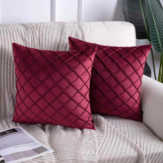 Pack of 2pack velvet decorative cushion (MAROON)